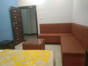 Fauzi rasoi & guesthouse